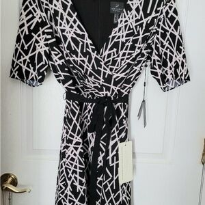 New Adrianna Papell Dress 8